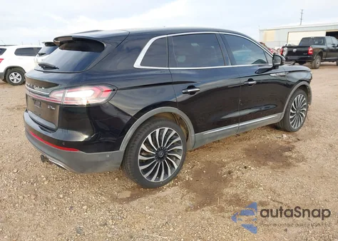 2019 Lincoln Nautilus Black Label z USA, uszkodzony, nr VIN 2LMPJ9JP5KBL31119